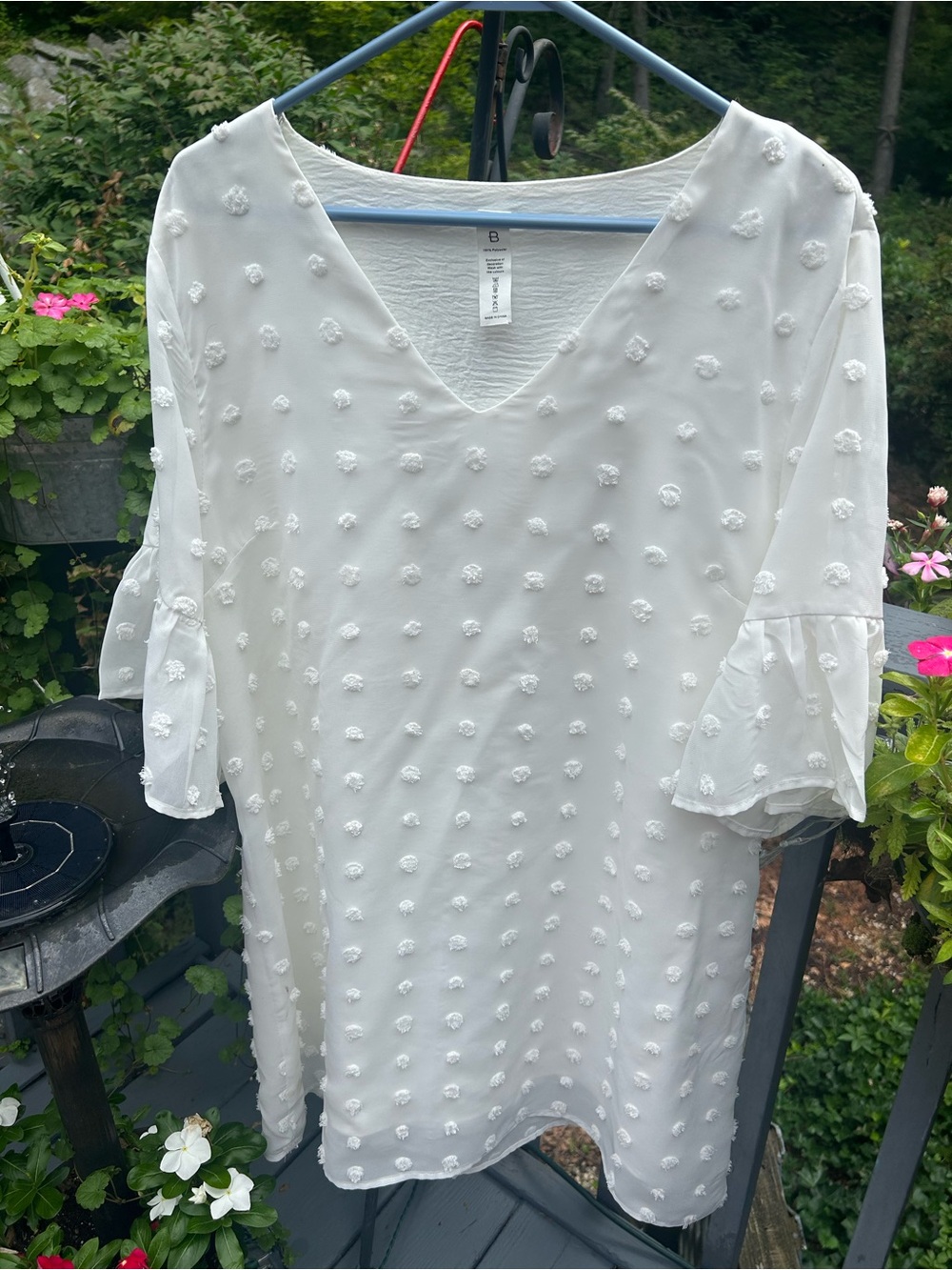 White Swiss Dot V-Neck Ruffle Sleeve Women’s Dress xl